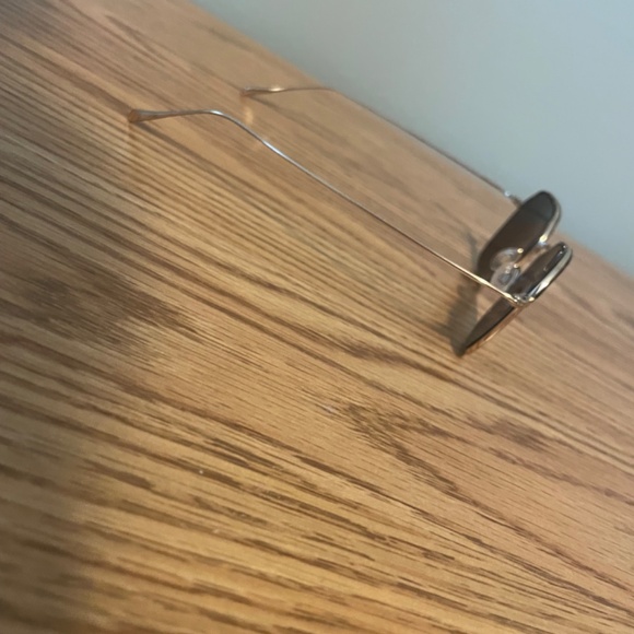 Maui Jim Sunglasses - Picture 2 of 4